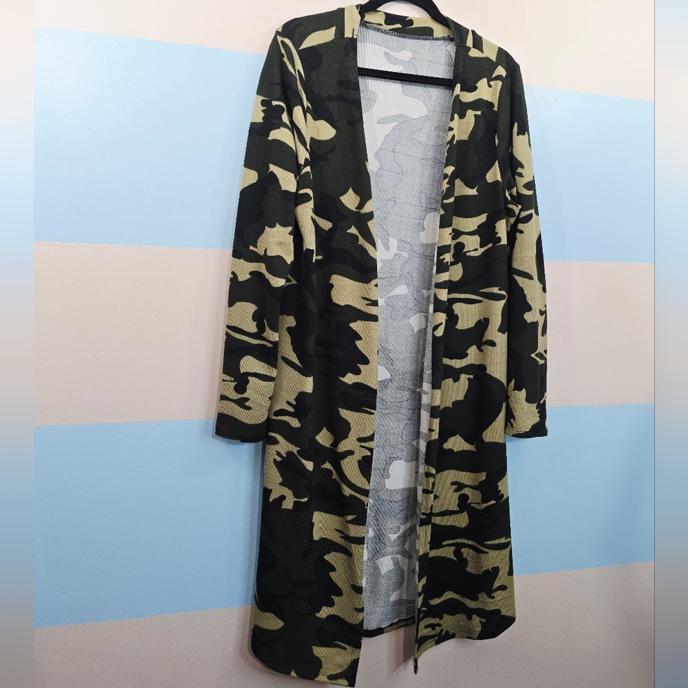 Women's Camouflage Open Front Long Cardigan - Picture 3 of 5